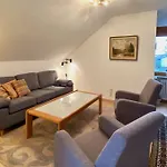 شقة Panorama Pur - Gemuetlich, Ruhige Lage Mit Loggia Und Panoramablick