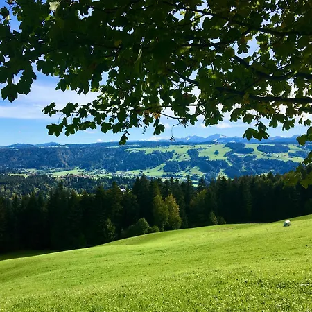 Apartament Panorama Pur - Gemuetlich, Ruhige Lage Mit Loggia Und Panoramablick Lindau (Bodensee)